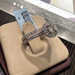 14KT Yellow Gold Bridal Diamond Set 1.34 Cttw. Both Rings Size 7